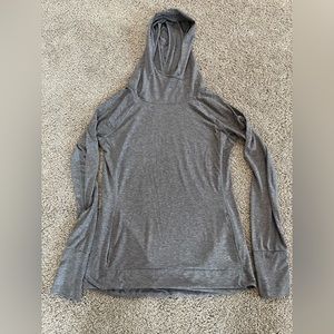 Gapfit medium gray sweatshirt.